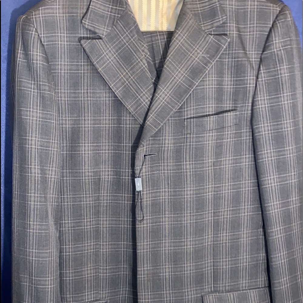TV Harvi 5pc Suit
